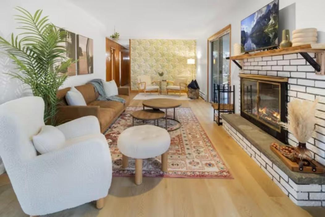 Cayuga Bungalow On Lake—Sleeps 13—Outdoor Firepit Lansing Exteriér fotografie